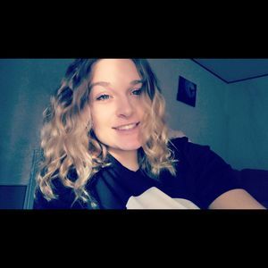 Meet your Posher, Andie